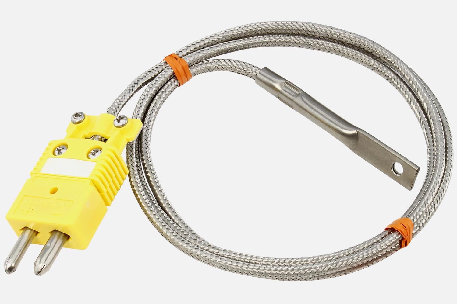 Diagram showing thermocouple-based temperature sensors with junction points and voltage output circuitry for measuring temperature differences